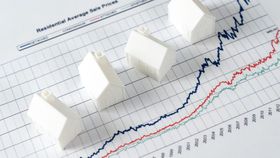 Scumpiri record pe piața imobiliară din România. Care sunt prețurile în alte capitale ale Europei